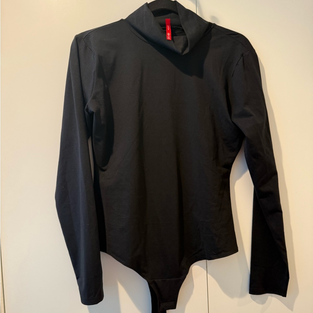NWOT Spanx Turtleneck Bodysuit
